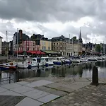 Centre Historique 아파트
