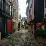 Centre Historique 아파트