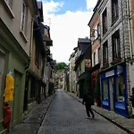 Centre Historique 아파트 *