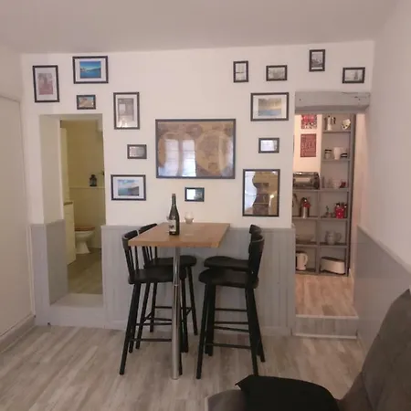 Centre Historique Apartment