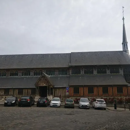 Lejlighed Centre Historique *